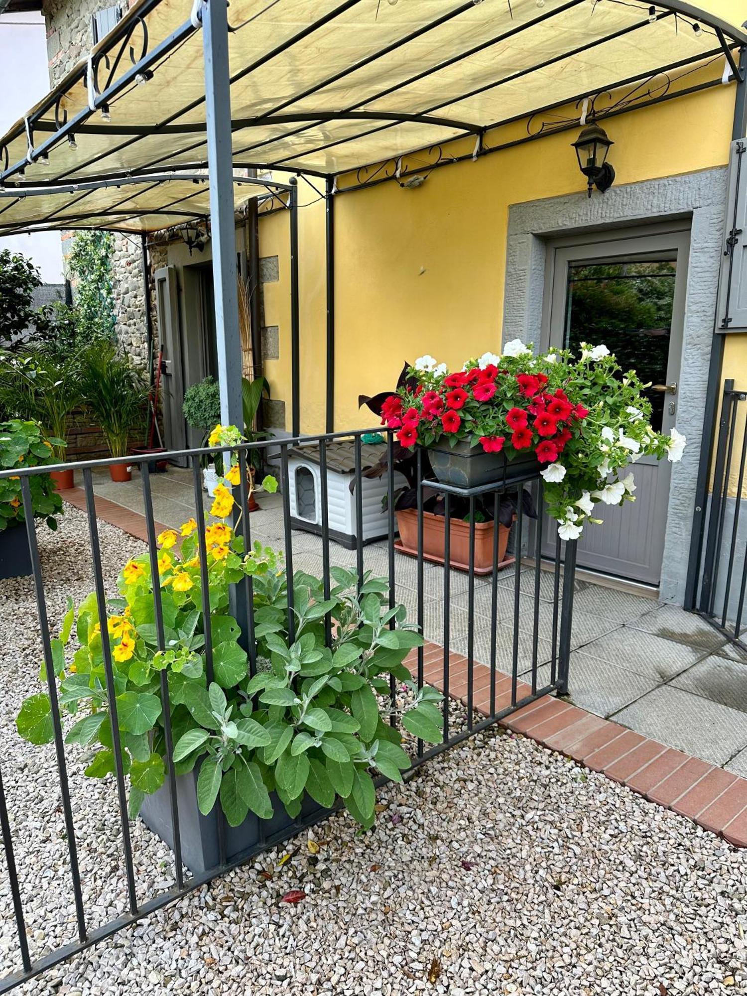 Villa "Corte De' Baldi" Ortignano Raggiolo Exterior foto
